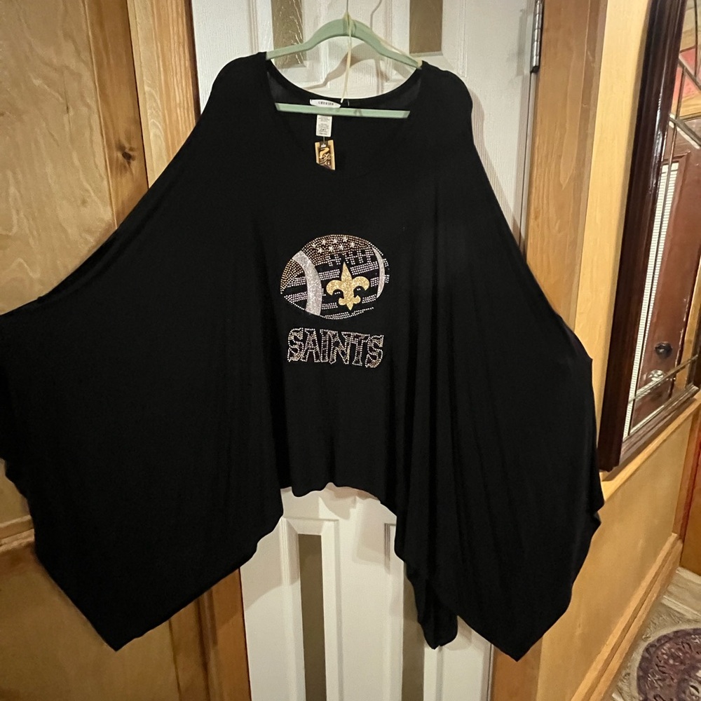Black Cape Top New Orleans Saints Football One size fits all up to 5 XL